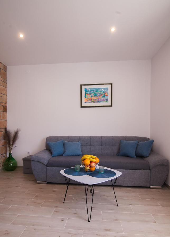 Family Apartments Brach Bol Extérieur photo