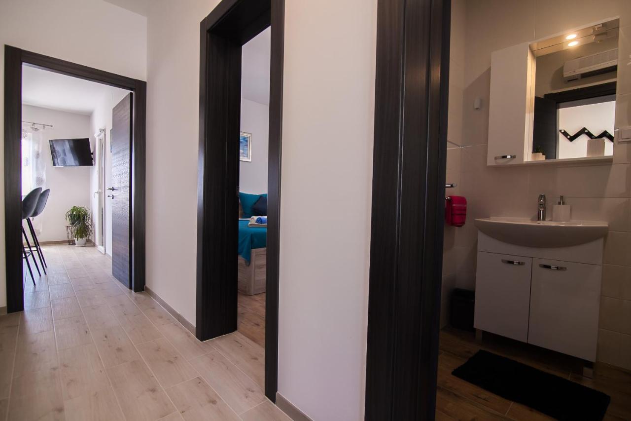 Family Apartments Brach Bol Extérieur photo