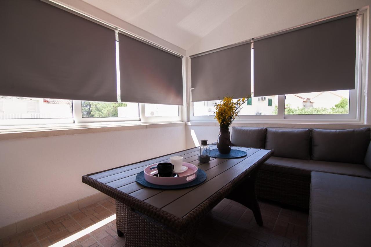 Family Apartments Brach Bol Extérieur photo